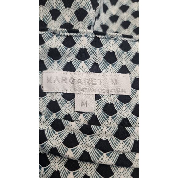 NWT Margaret M Selma Slimming Pencil Skirt Size M Pull On Stretch Front Slit Geo - Picture 5 of 7